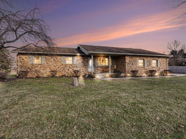 1879 Simpson Road , London, OH 43140