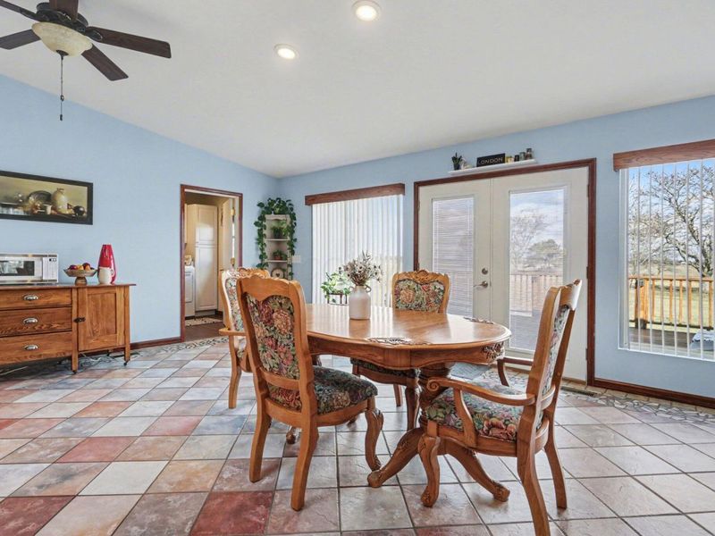 1879 Simpson Road, London, OH 43140 Photo 10