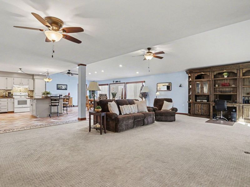 1879 Simpson Road, London, OH 43140 Photo 4