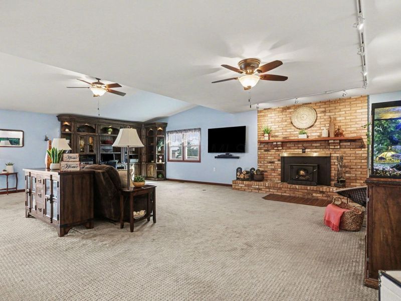 1879 Simpson Road, London, OH 43140 Photo 6