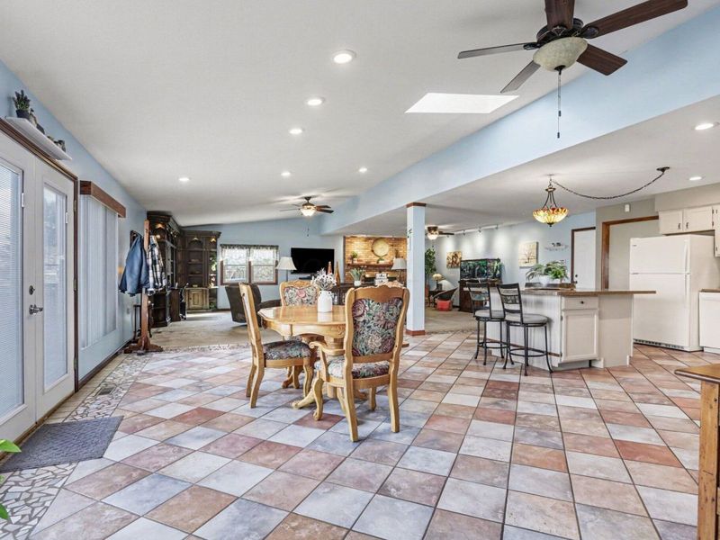 1879 Simpson Road, London, OH 43140 Photo 9