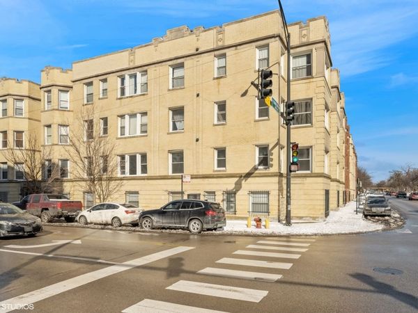 3806 W Washington Boulevard, Unit D1, Chicago, IL 60624