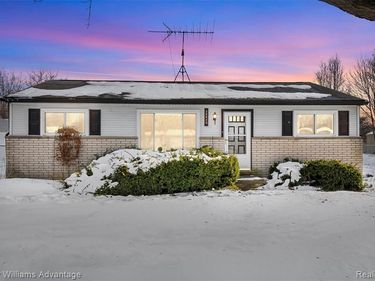 26529 Willow Cove, Woodhaven, MI 48183