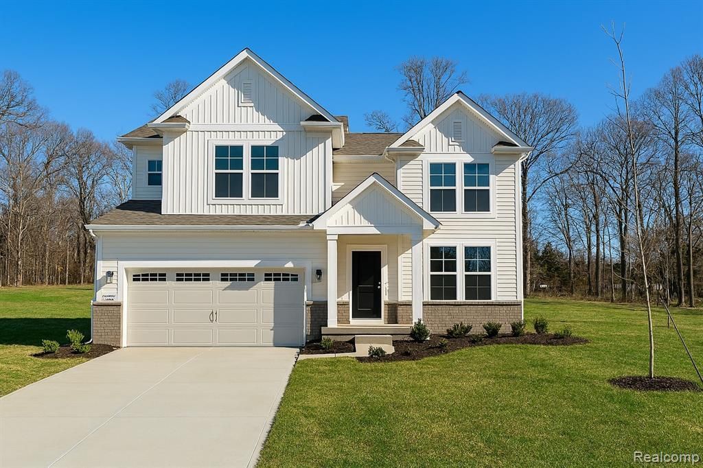 59616 Pine Valley Drive, Lyon Township, MI 48165 Main Photo
