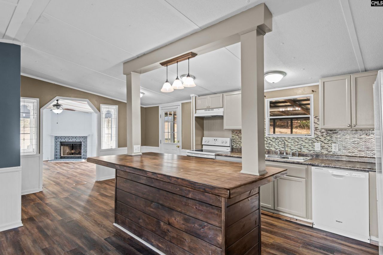 973 Twin Ponds Road  Photo 10