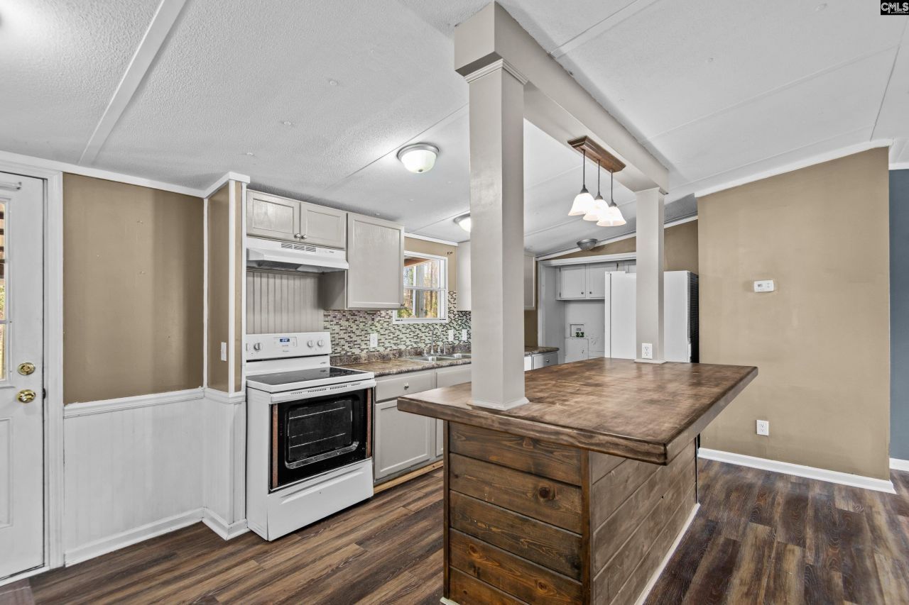 973 Twin Ponds Road  Photo 11