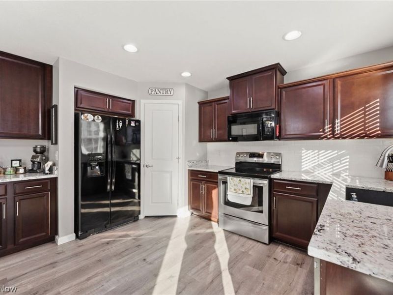 9858 Gabriels Way, Concord, OH 44060 Photo 24