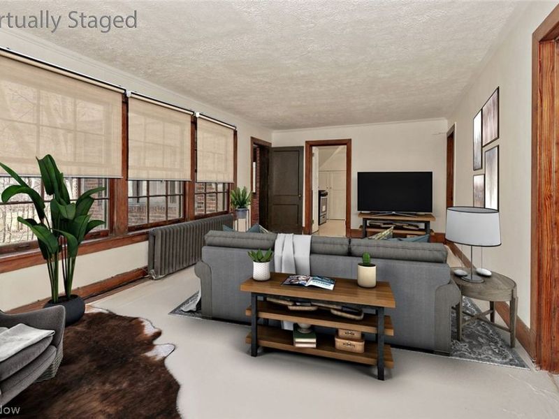 285 Corning Drive, Bratenahl, OH 44108 Photo 2