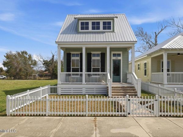 254 Caillavet Street, Biloxi, MS 39530