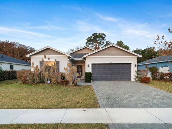 2055 46th Avenue, Vero Beach, FL 32966