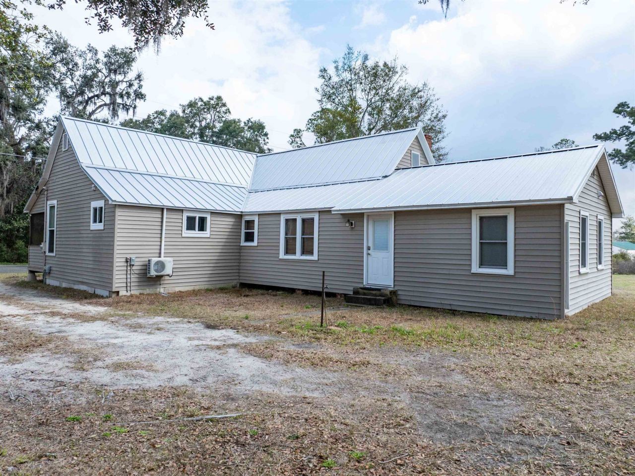 242 NE Bellville Road, Pinetta, FL 32350 Photo