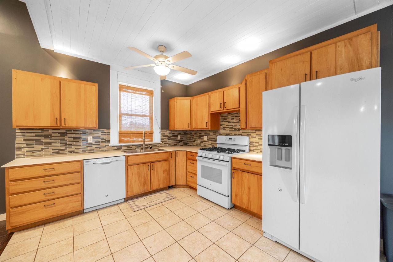 242 NE Bellville Road, Pinetta, FL 32350 Photo