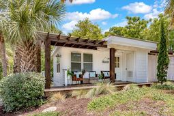 1 12th Avenue photo 4