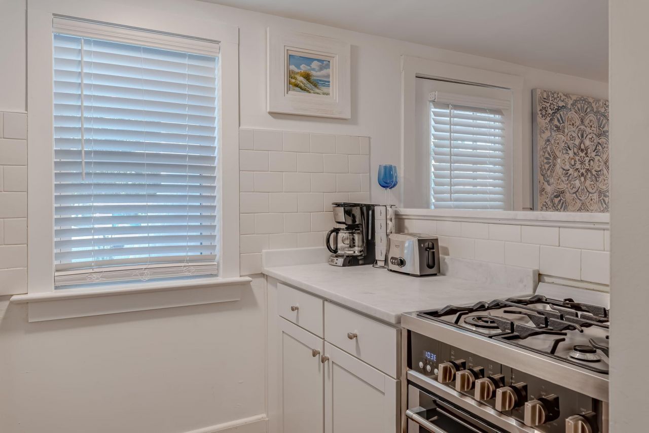 1 12th Avenue Photo 66