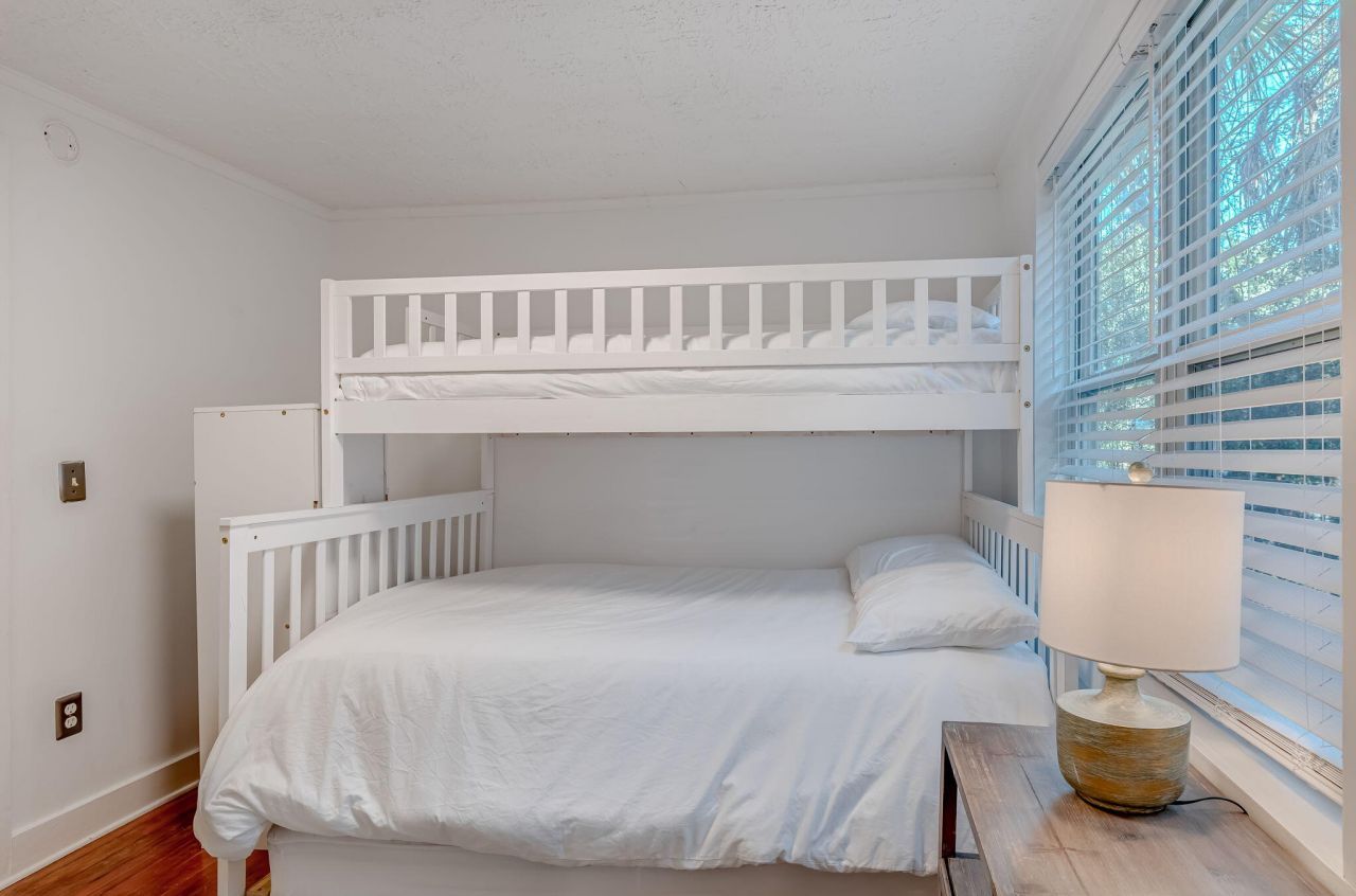 1 12th Avenue Photo 72