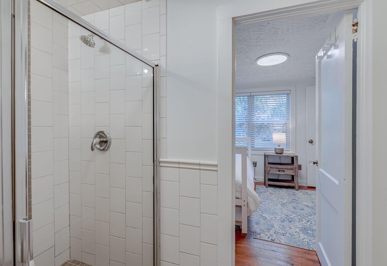 1 12th Avenue Photo 74