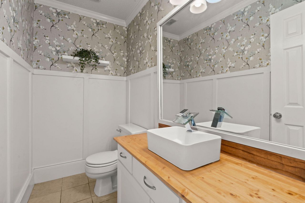 3385 Timberline Drive Photo 8