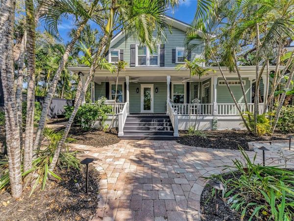 1611 HYDE PARK STREET, SARASOTA, FL 34239