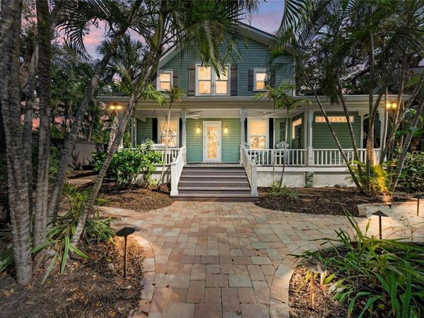 1611 HYDE PARK STREET, SARASOTA, FL 34239