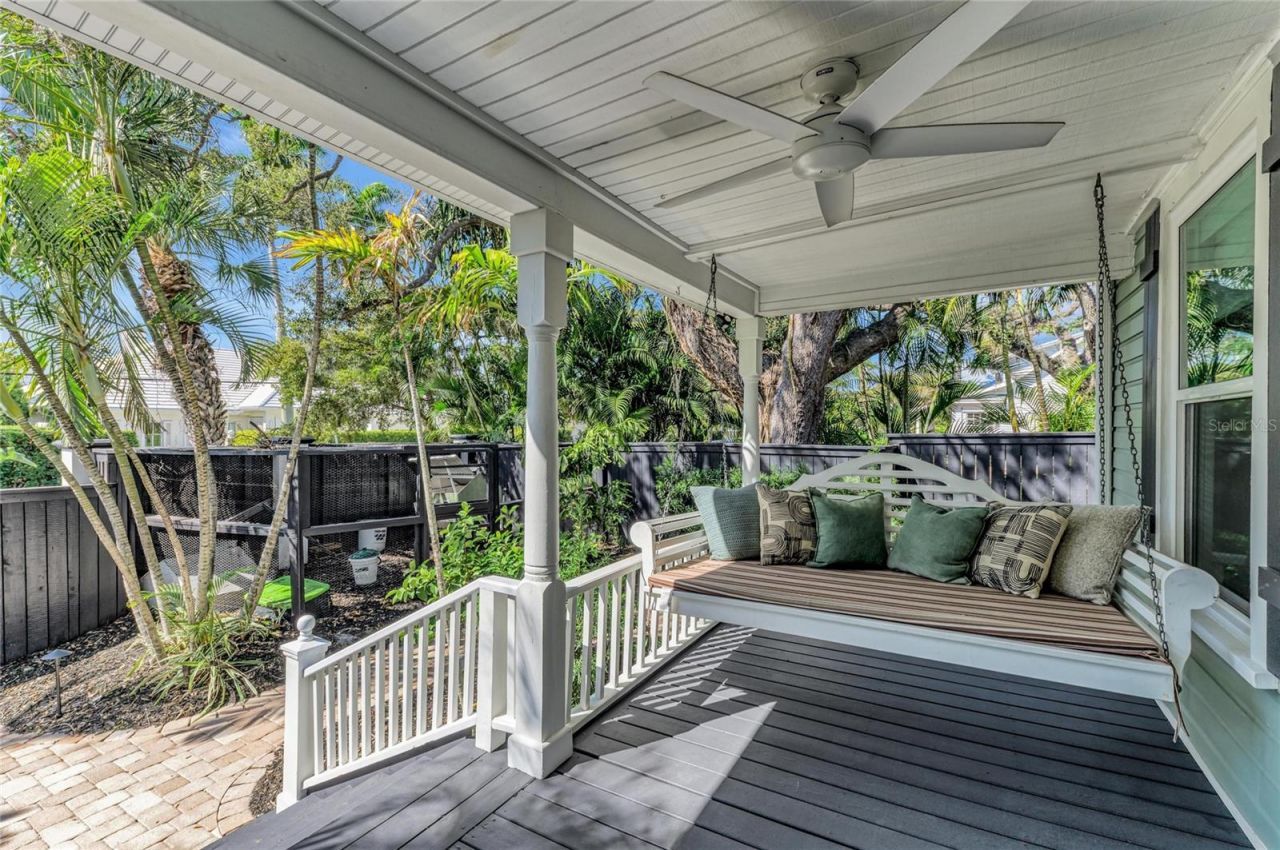 1611 Hyde Park Street, Sarasota, FL 34239 Photo