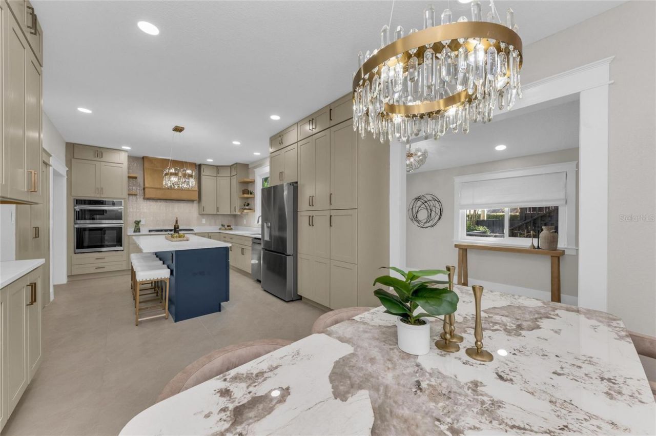 1611 Hyde Park Street, Sarasota, FL 34239 Photo