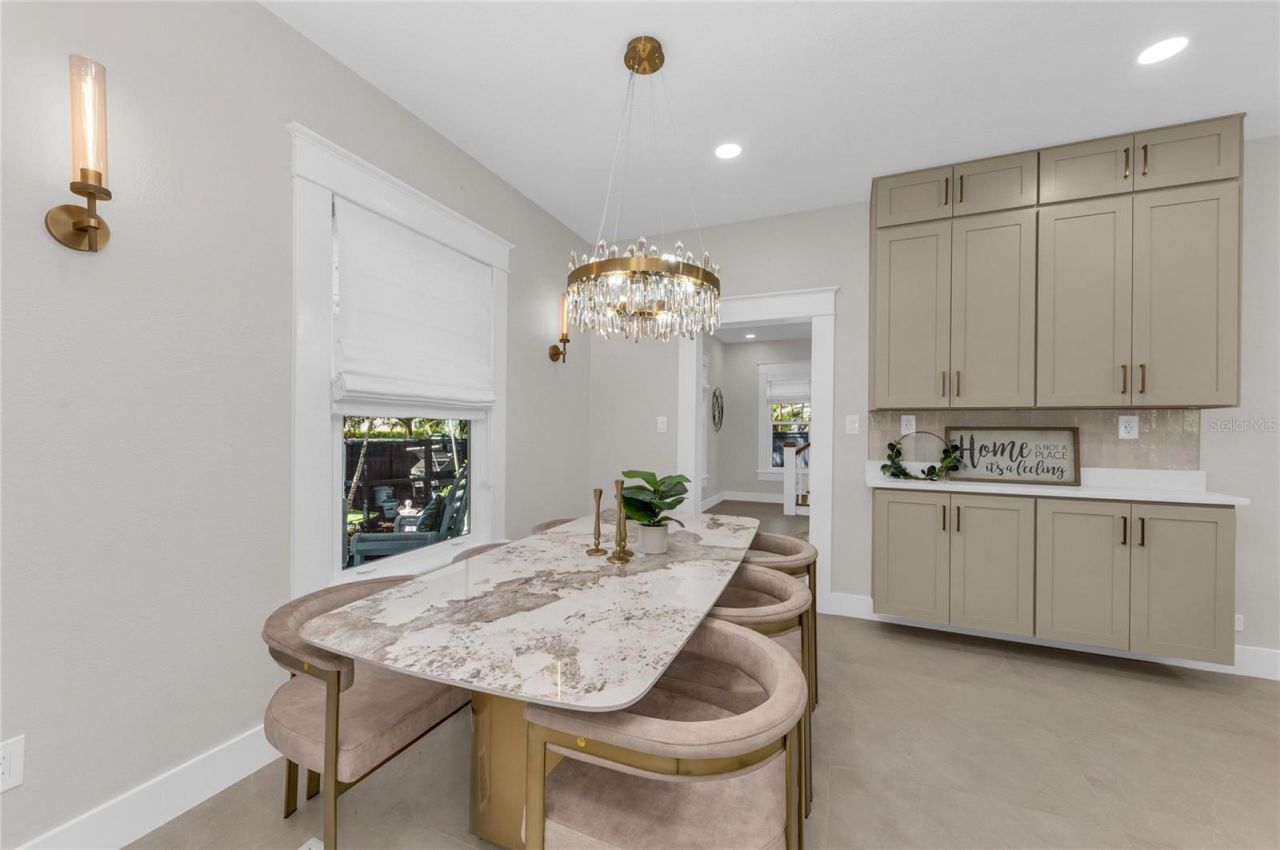 1611 Hyde Park Street, Sarasota, FL 34239 Photo