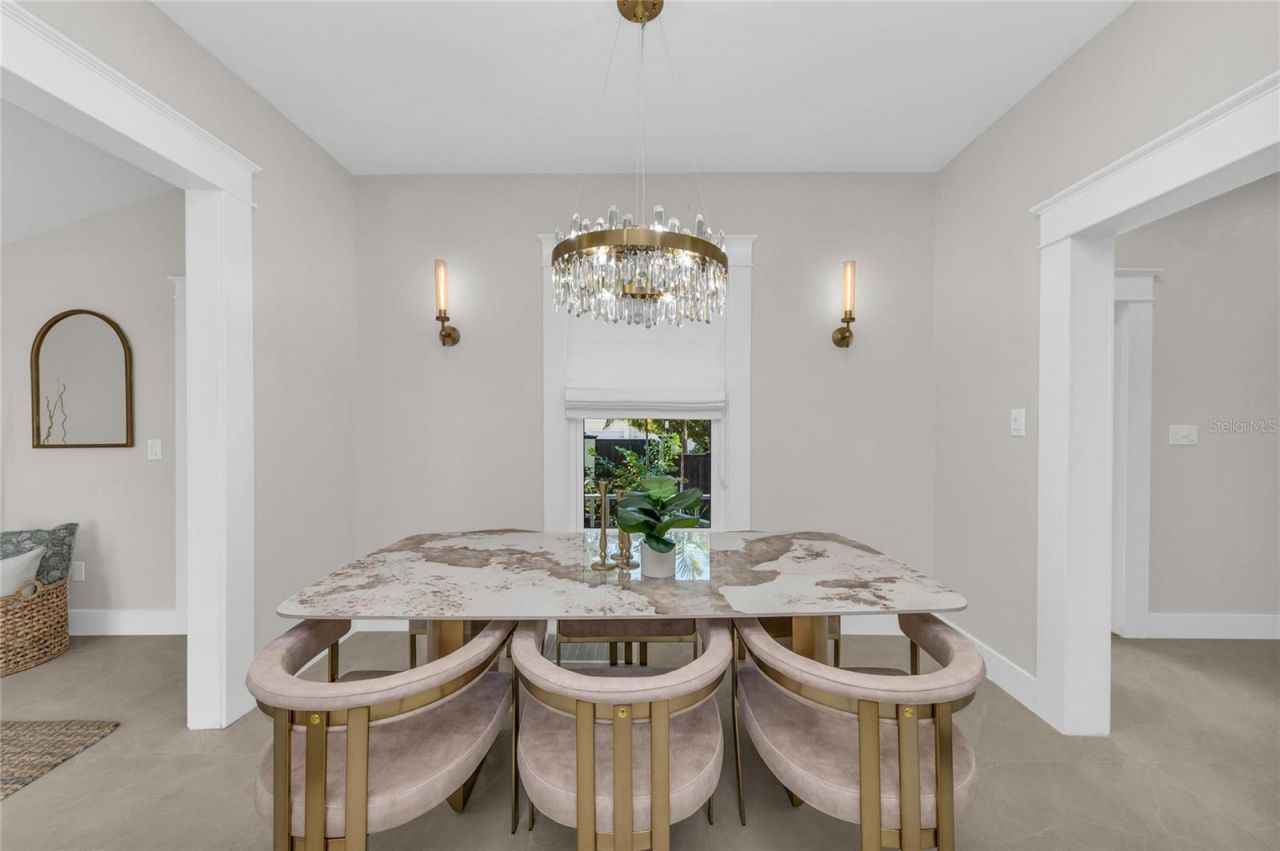 1611 Hyde Park Street, Sarasota, FL 34239 Photo