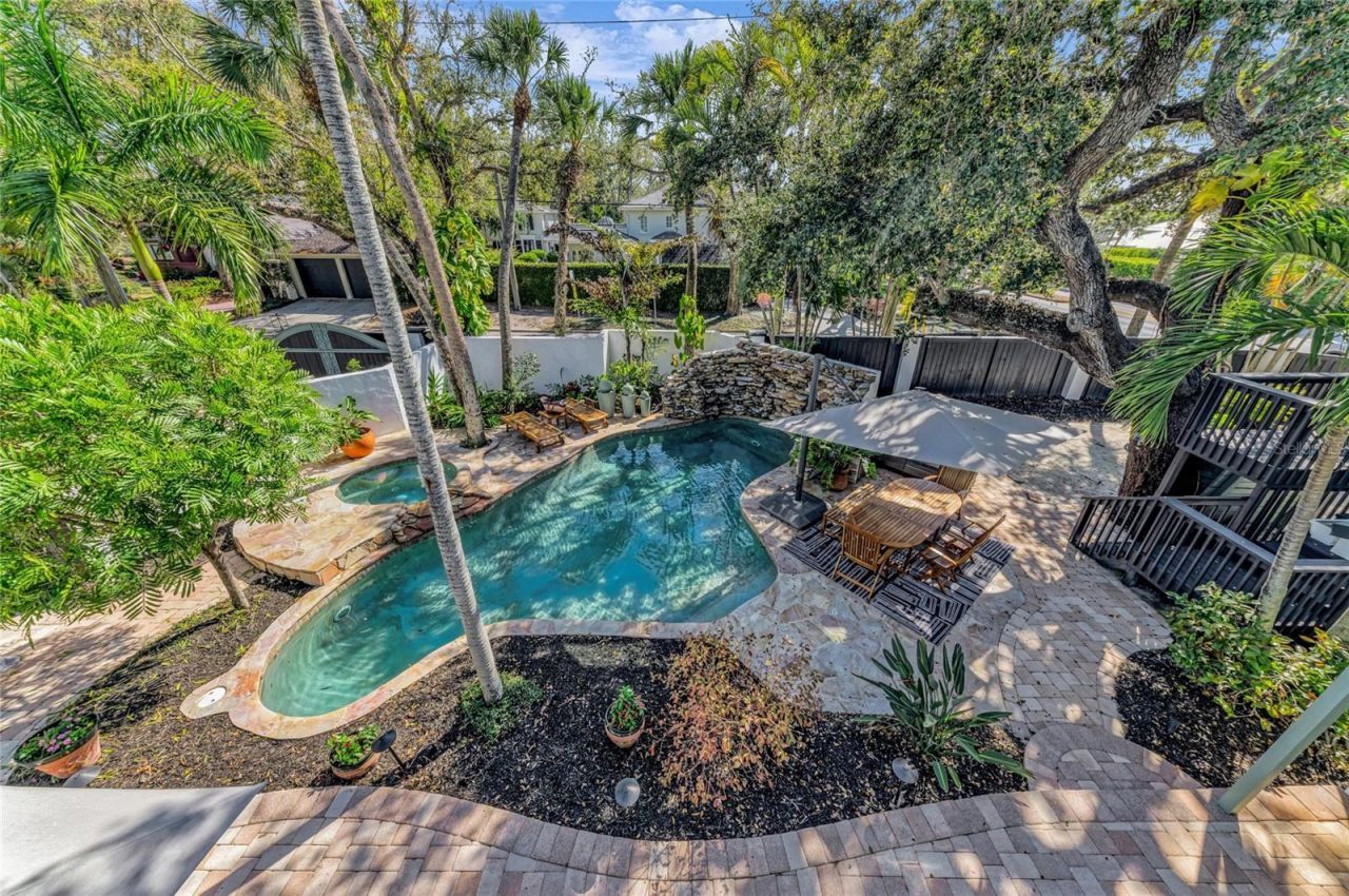 1611 Hyde Park Street, Sarasota, FL 34239 Photo