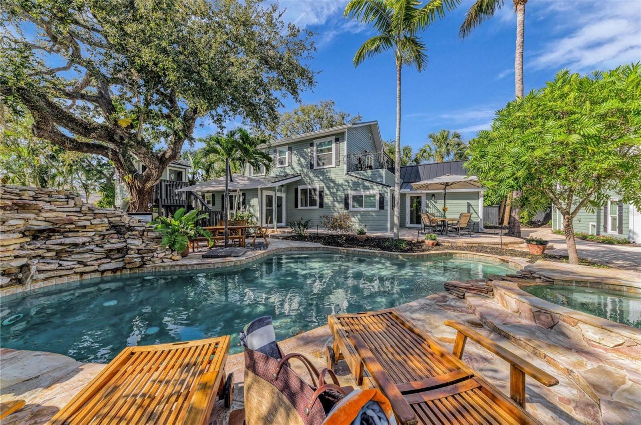 1611 Hyde Park Street, Sarasota, FL 34239 Photo