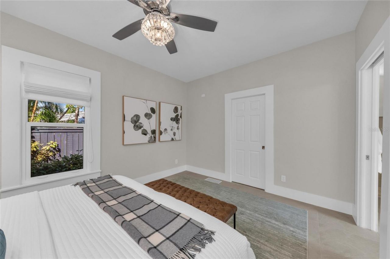 1611 Hyde Park Street, Sarasota, FL 34239 Photo