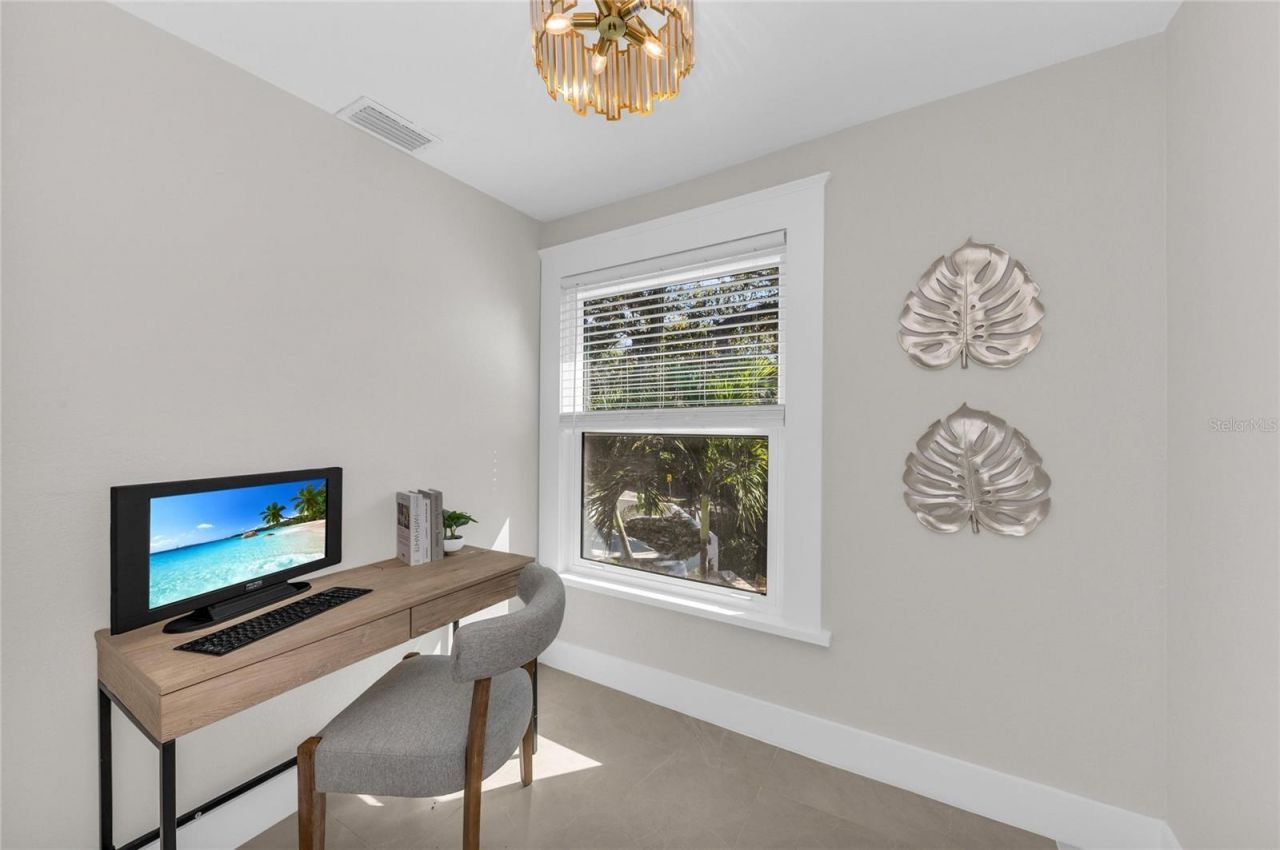1611 Hyde Park Street, Sarasota, FL 34239 Photo