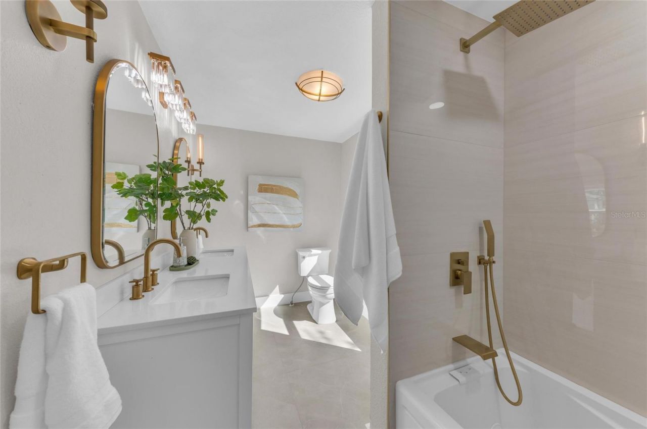 1611 Hyde Park Street, Sarasota, FL 34239 Photo