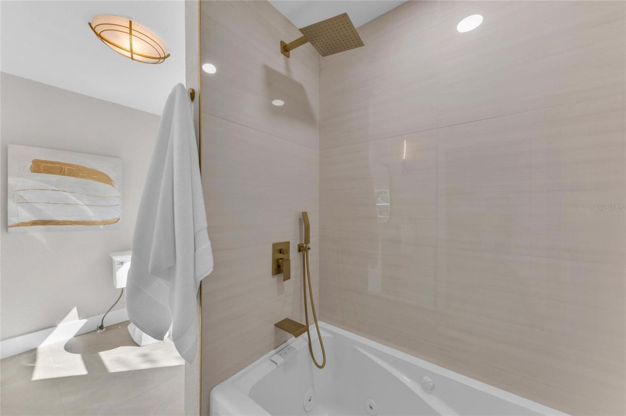 1611 Hyde Park Street, Sarasota, FL 34239 Photo