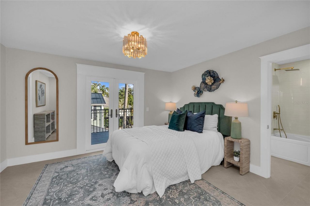 1611 Hyde Park Street, Sarasota, FL 34239 Photo