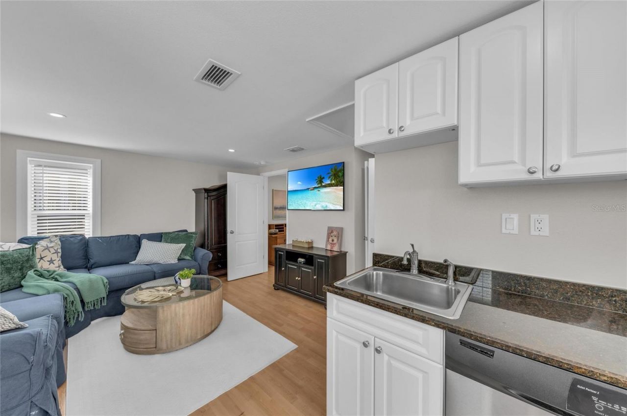 1611 Hyde Park Street, Sarasota, FL 34239 Photo