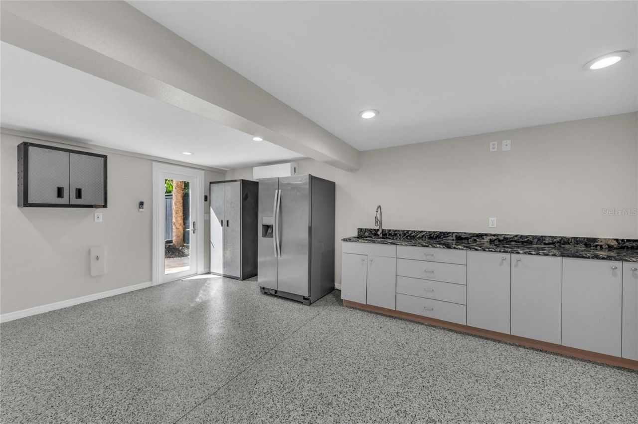 1611 Hyde Park Street, Sarasota, FL 34239 Photo