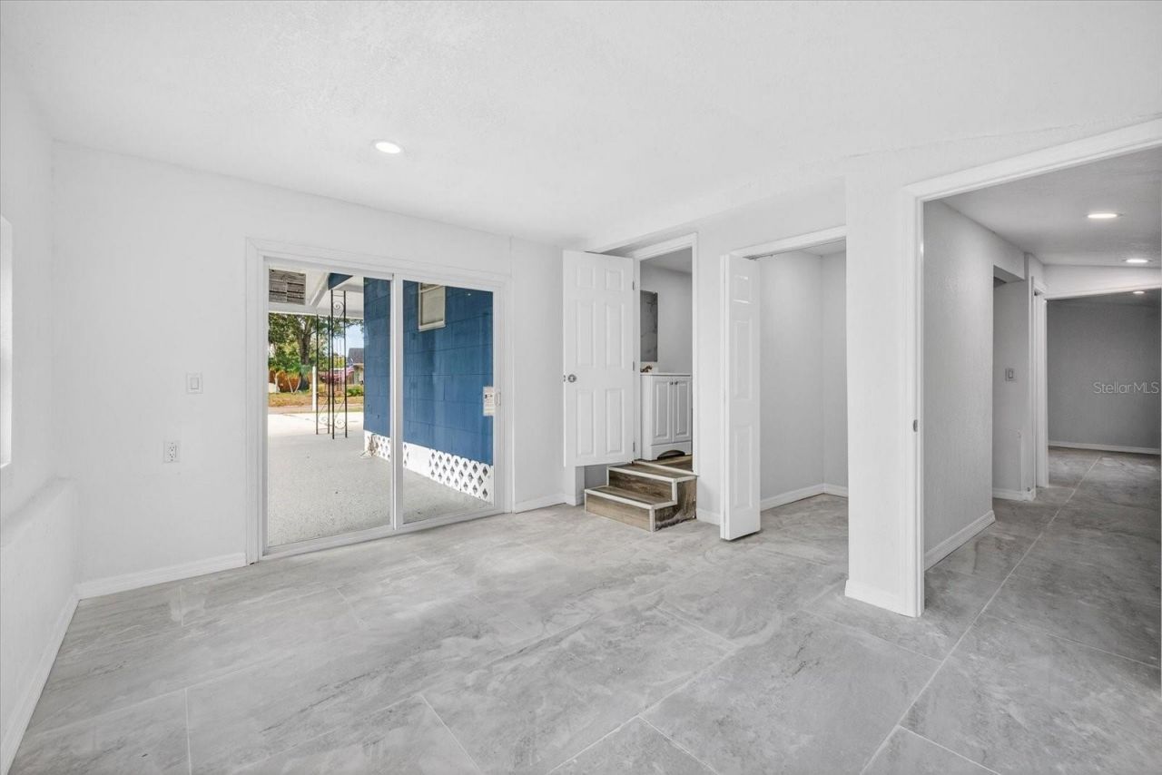 5801 Magnolia Street N, Saint Petersburg, FL 33703 Photo