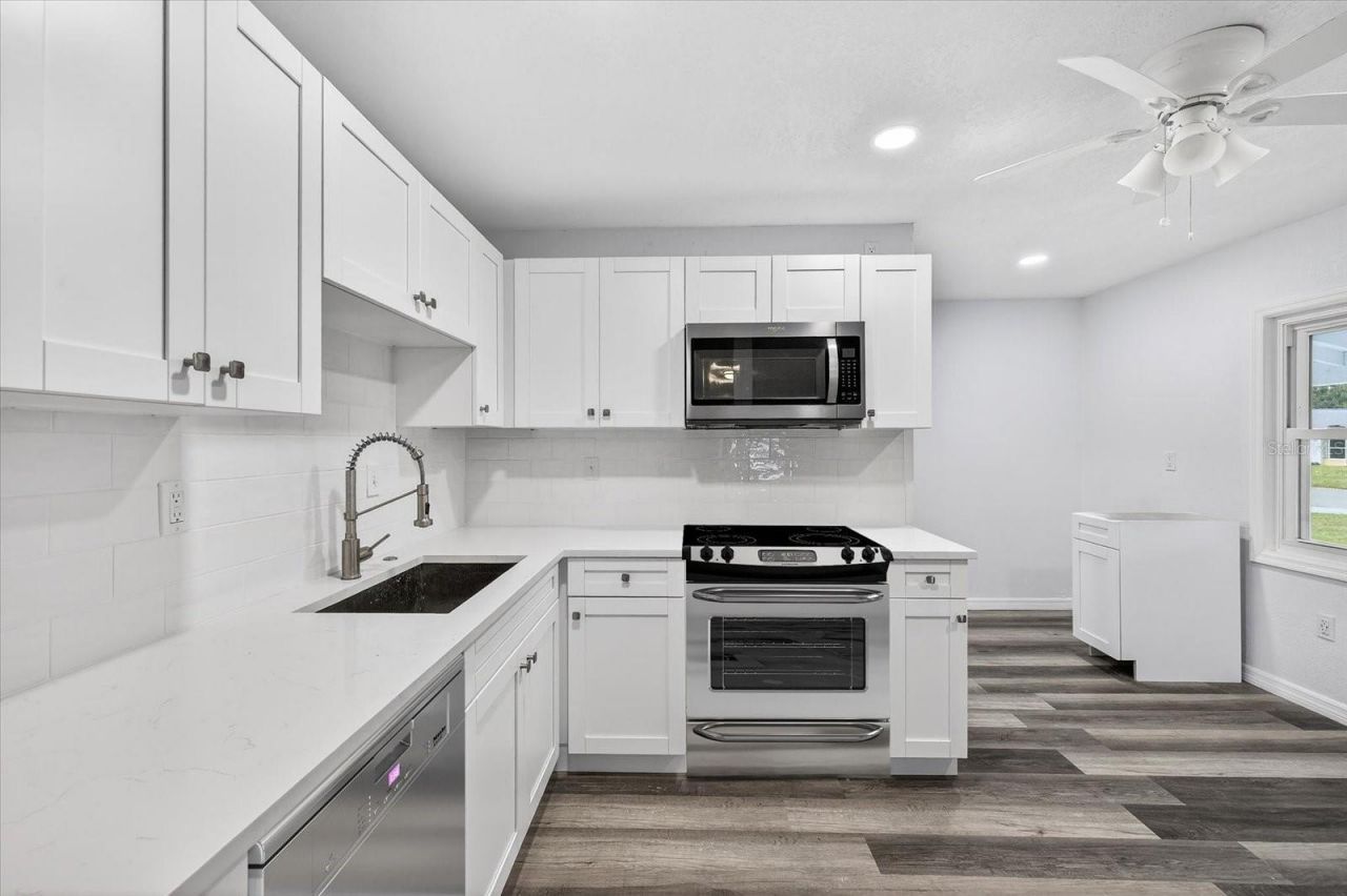 5801 Magnolia Street N, Saint Petersburg, FL 33703 Photo