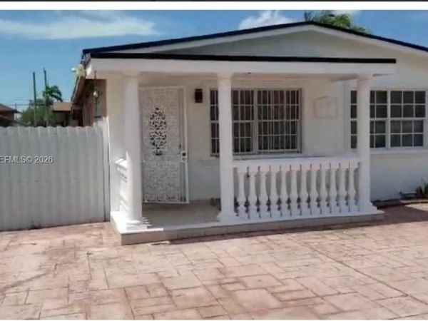 3050 NW 52nd St, Miami, FL 33142