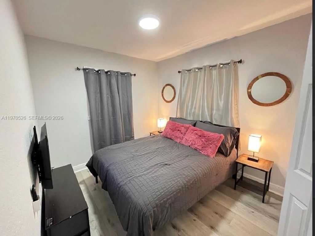 3050 NW 52nd St, Miami, FL 33142 Photo