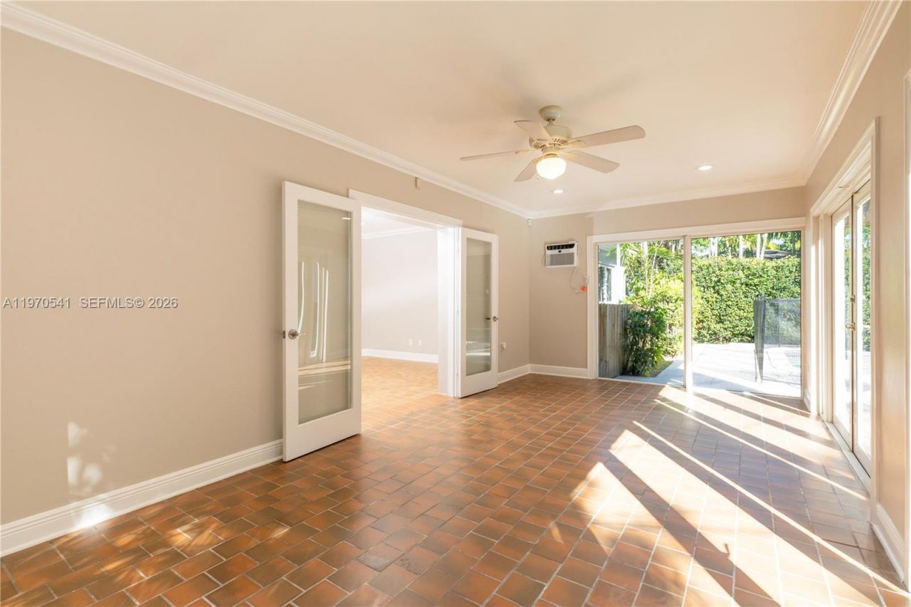 1350 Mendavia Ave , Coral Gables, FL 33146 Photo