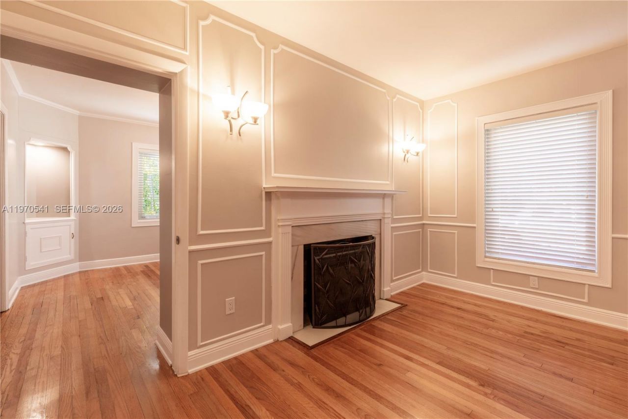 1350 Mendavia Ave , Coral Gables, FL 33146 Photo