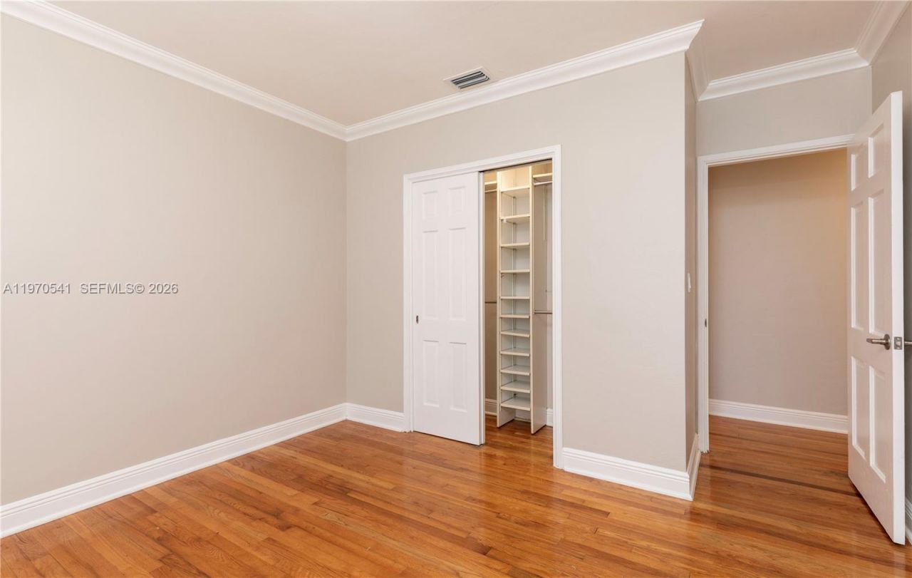 1350 Mendavia Ave , Coral Gables, FL 33146 Photo