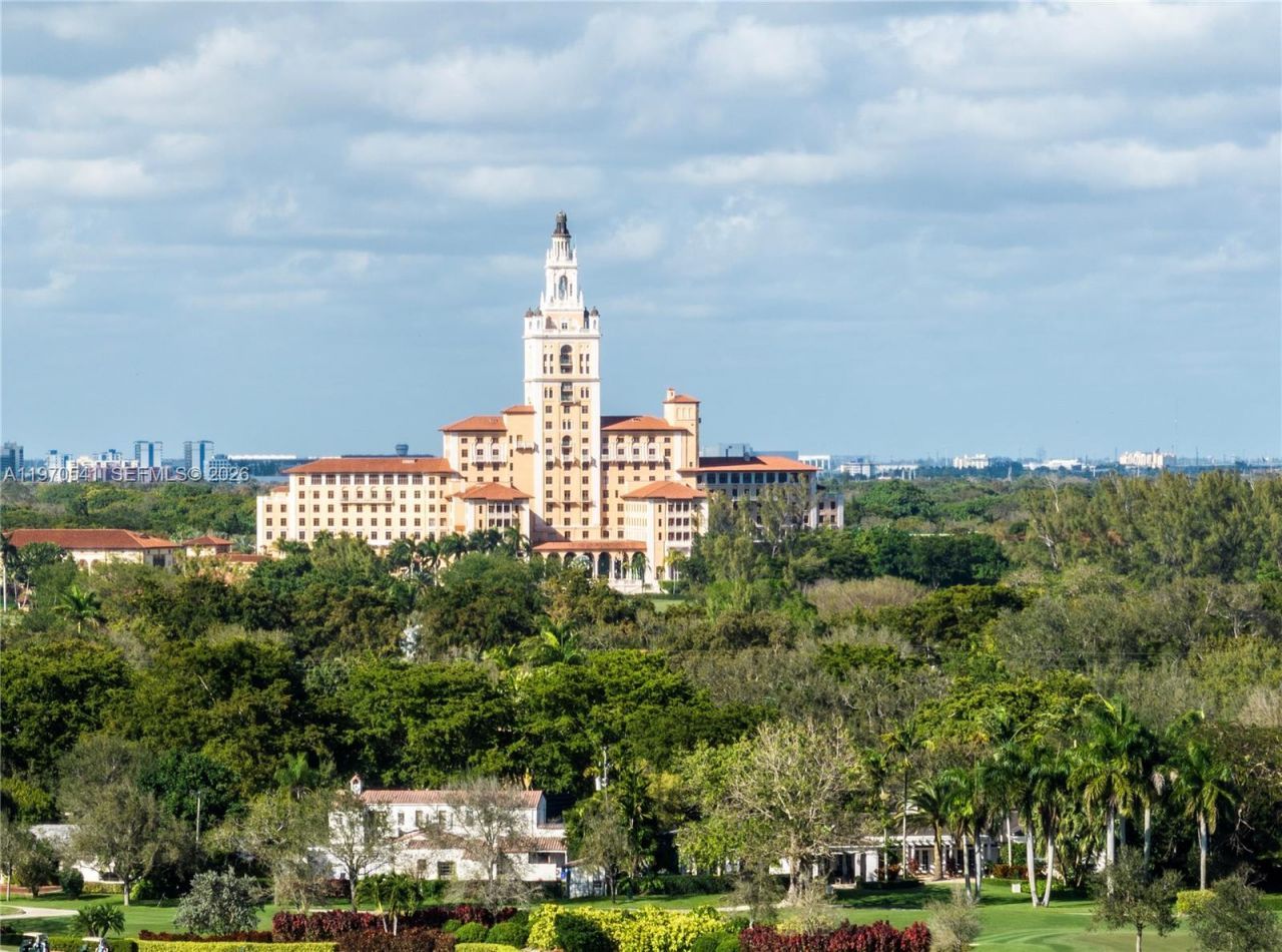 1350 Mendavia Ave , Coral Gables, FL 33146 Photo