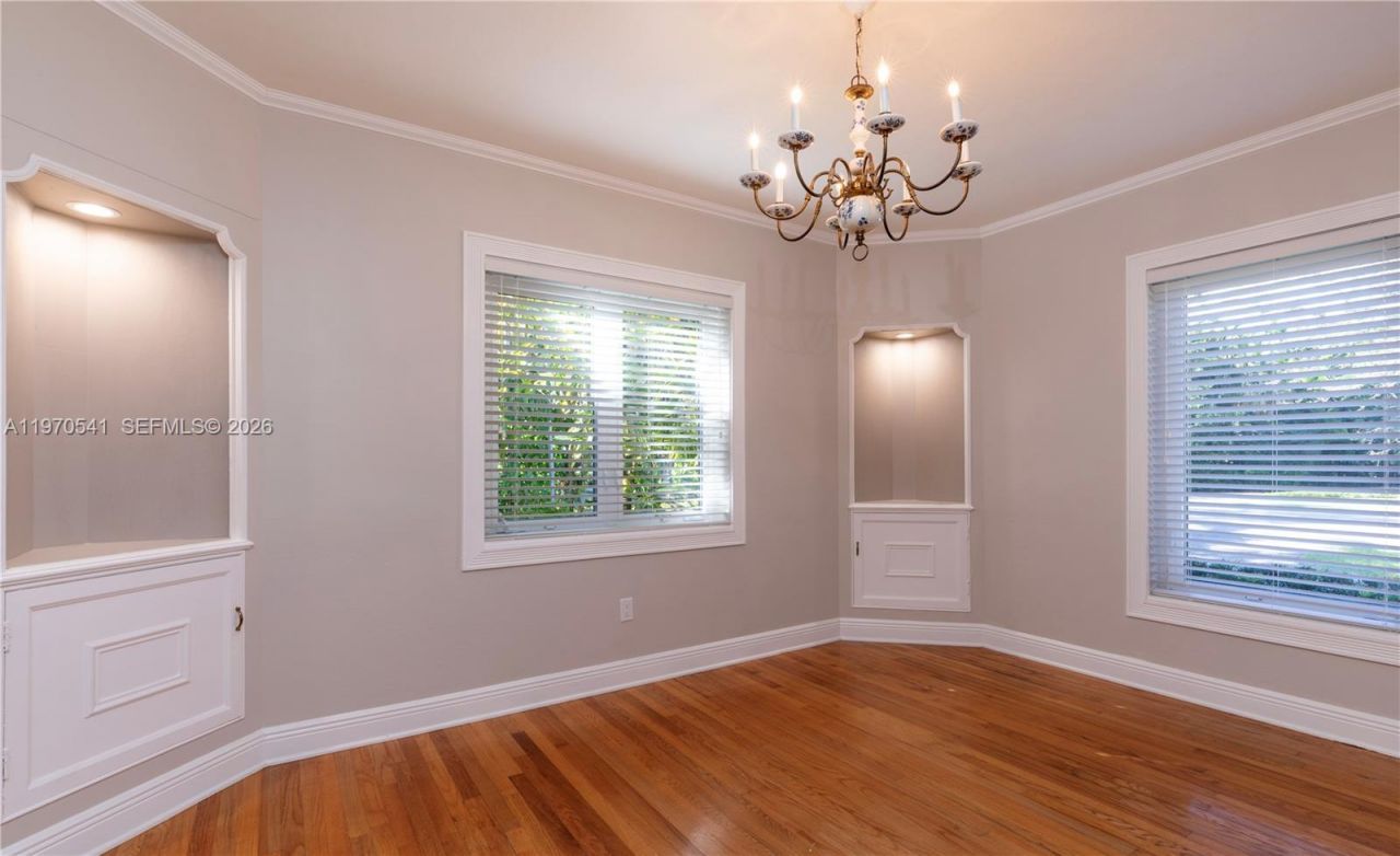 1350 Mendavia Ave , Coral Gables, FL 33146 Photo