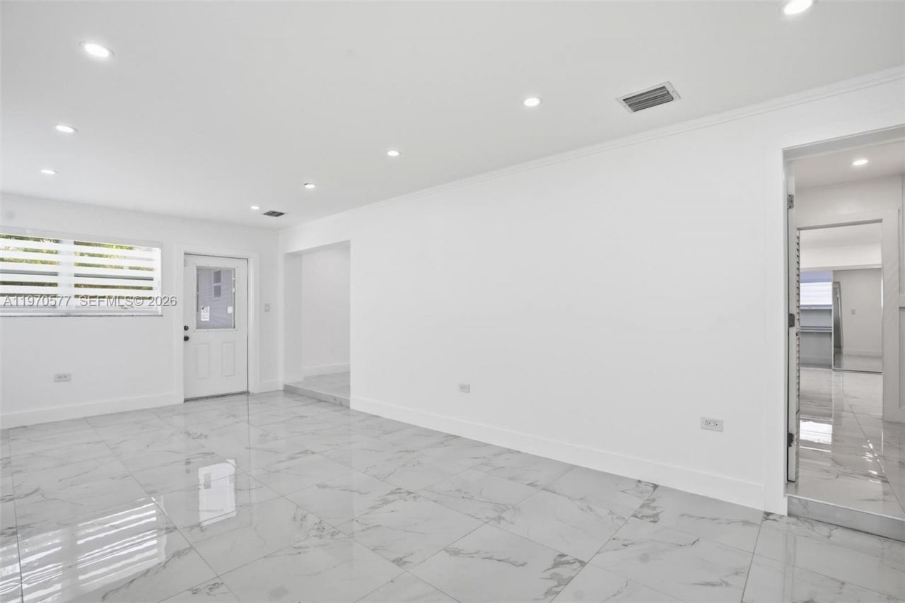 5521 SW 104th Ave, Miami, FL 33165 Photo