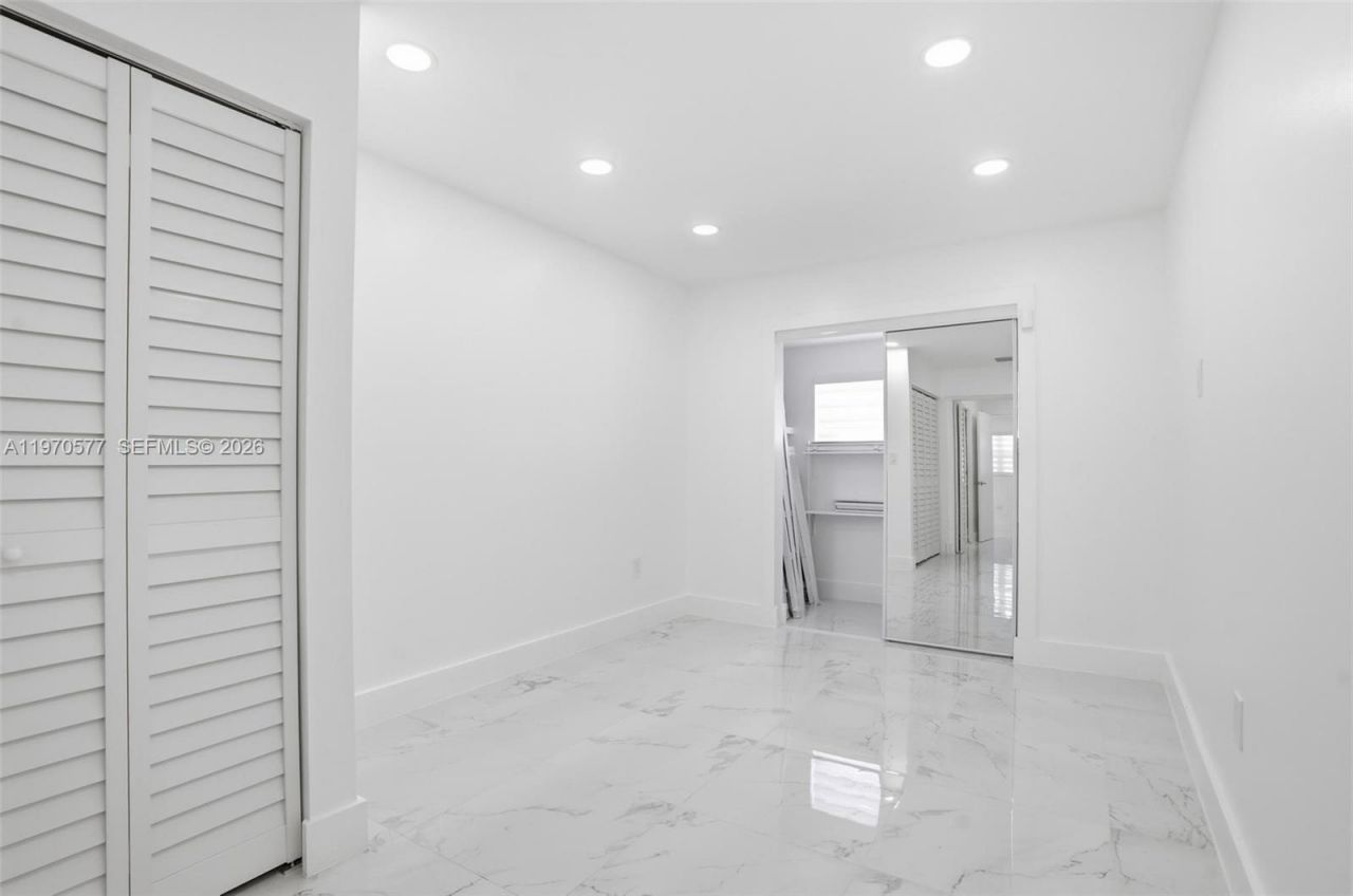 5521 SW 104th Ave, Miami, FL 33165 Photo