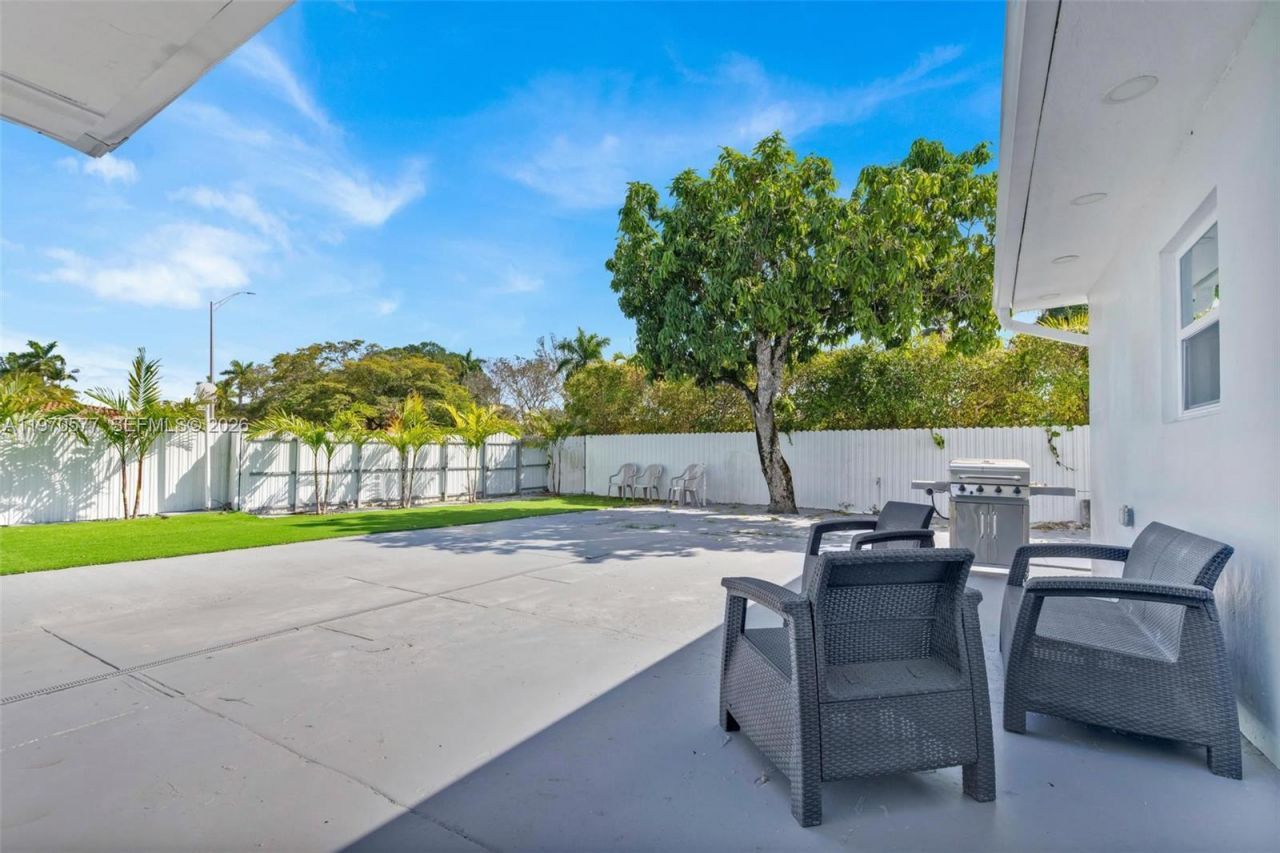 5521 SW 104th Ave, Miami, FL 33165 Photo