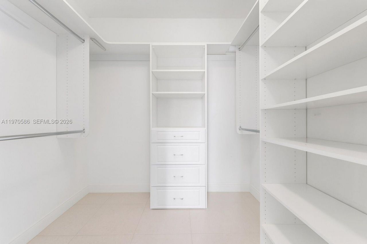 16275 Collins Ave, Unit 1604, Sunny Isles Beach, FL 33160 Photo