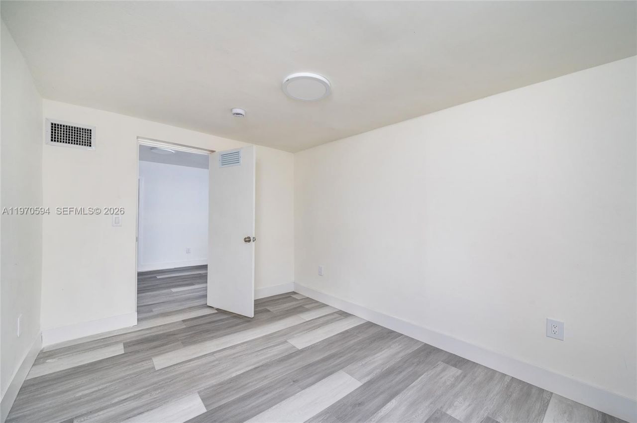 2433 NW 97th St, Miami, FL 33147 Photo